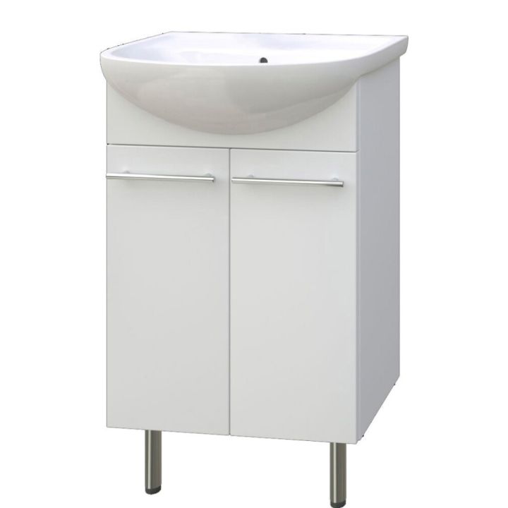 Kylpyhuonekaluste Harma jaloilla