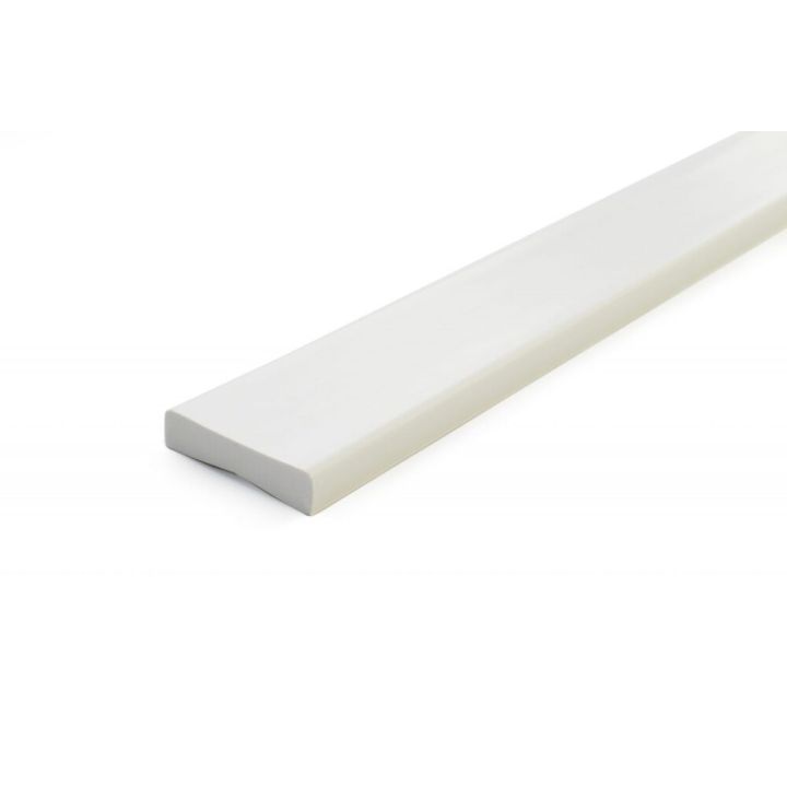 Peitelista Dione valkoinen muovi 42 x 10 x 2200 mm