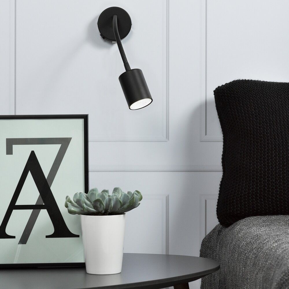 Seinävalaisin Nordlux Explore Flex Musta