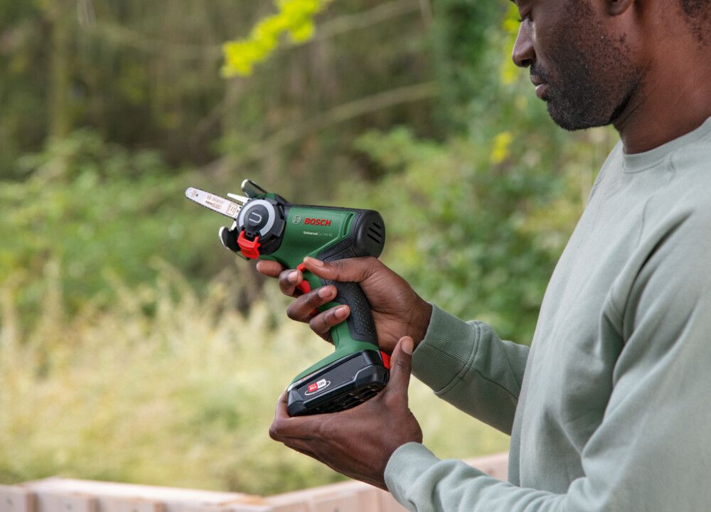 Akkusaha Bosch NanoBlade UniversalCut 18V-65