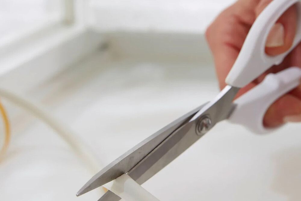 Ikkunatiiviste tesamoll® P-profiili valkoinen 25 m x 9 mm x 5,5 mm