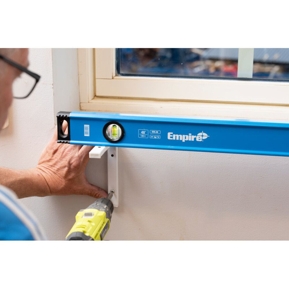 Kevyt vesivaaka Empire 1200 mm