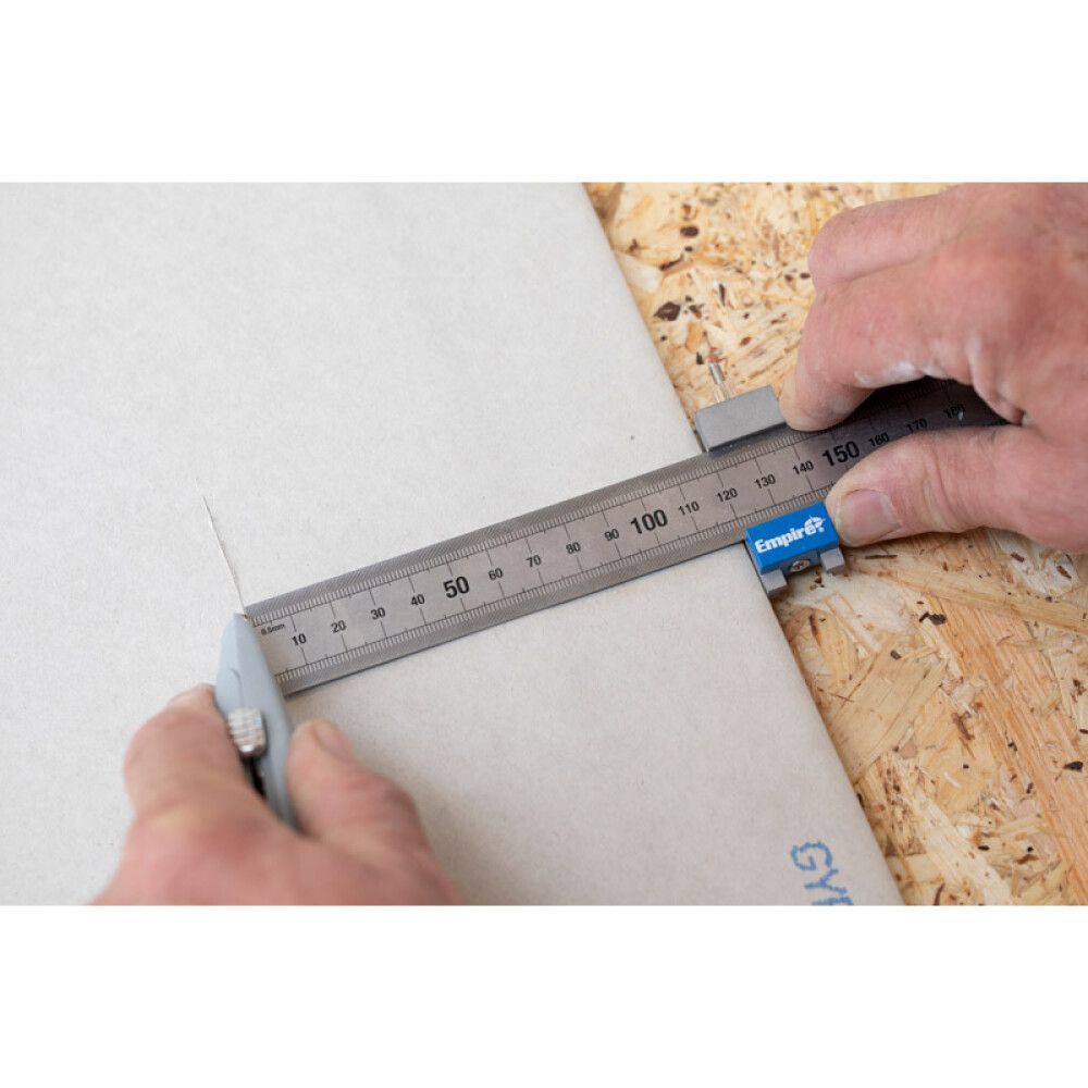 ETÄISYYDEN MÄÄRITIN VIIVAIMEEN EMPIRE