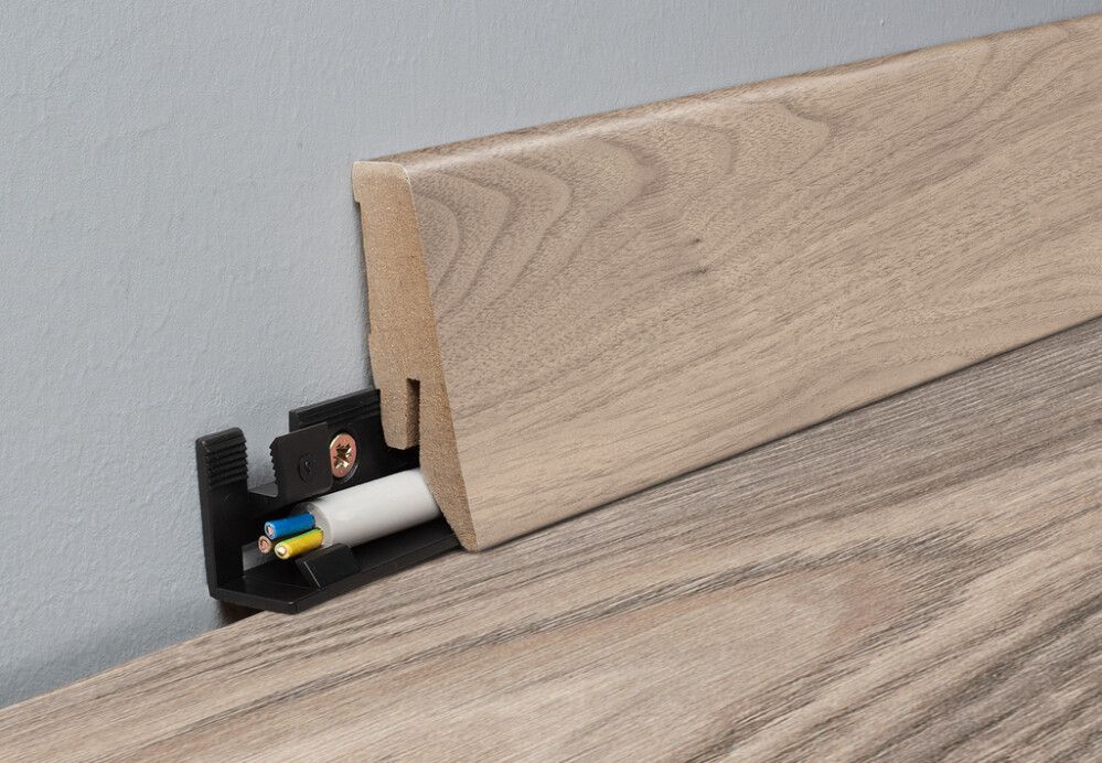 Jalkalista Logoclic K40 C Pinie Verola MDF 19 x 40 x 2600 mm