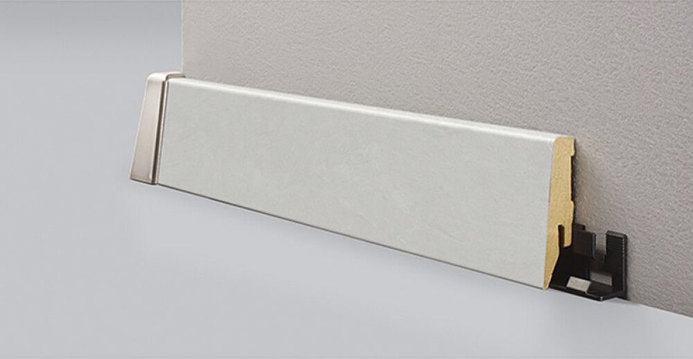 Jalkalista Logoclic K58 C Bright Powder MDF 18 x 58 x 2600 mm