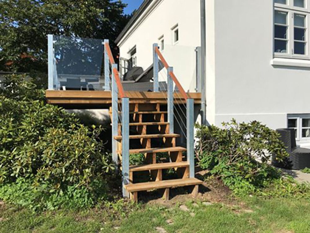 Porrasrunko Mänty 7 Askelmaa