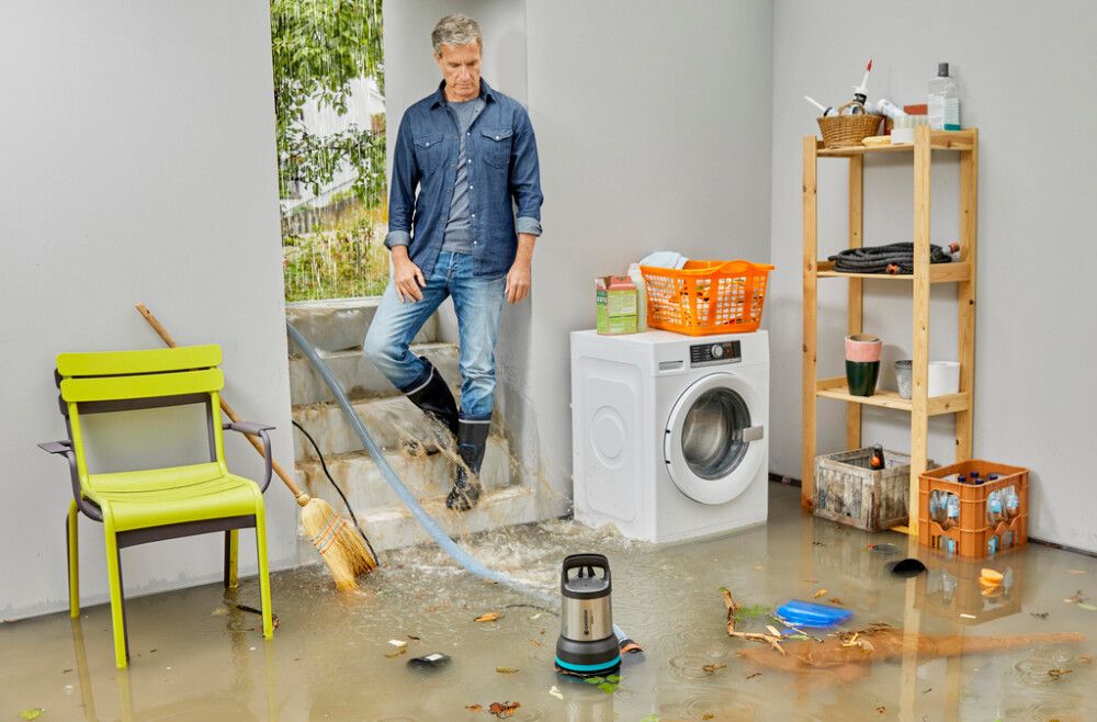 Uppopumppu Gardena 25000 likavedelle