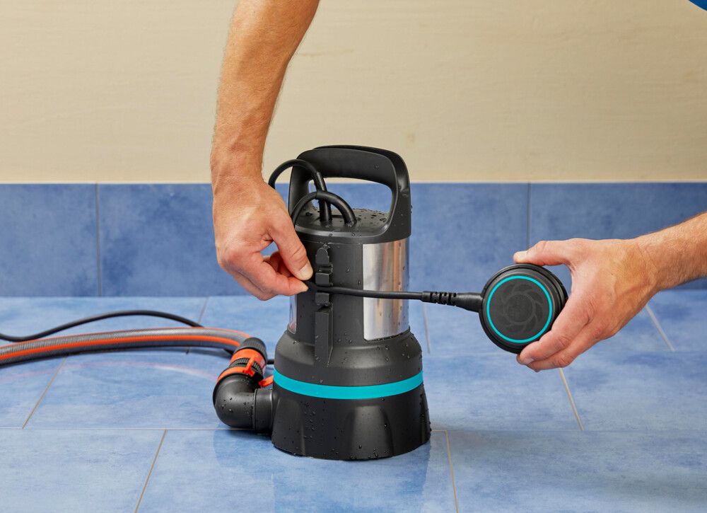 Uppopumppu Gardena 11000