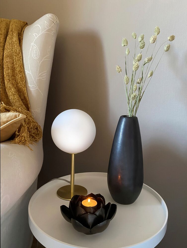 Pöytävalaisin Aneta Molekyl Matta messinki/Valkoinen 13,5 × 13,5 × 27 cm