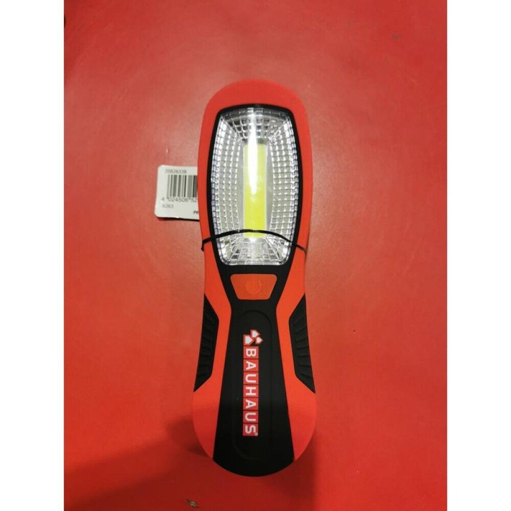 LED käsivalaisin magneetilla