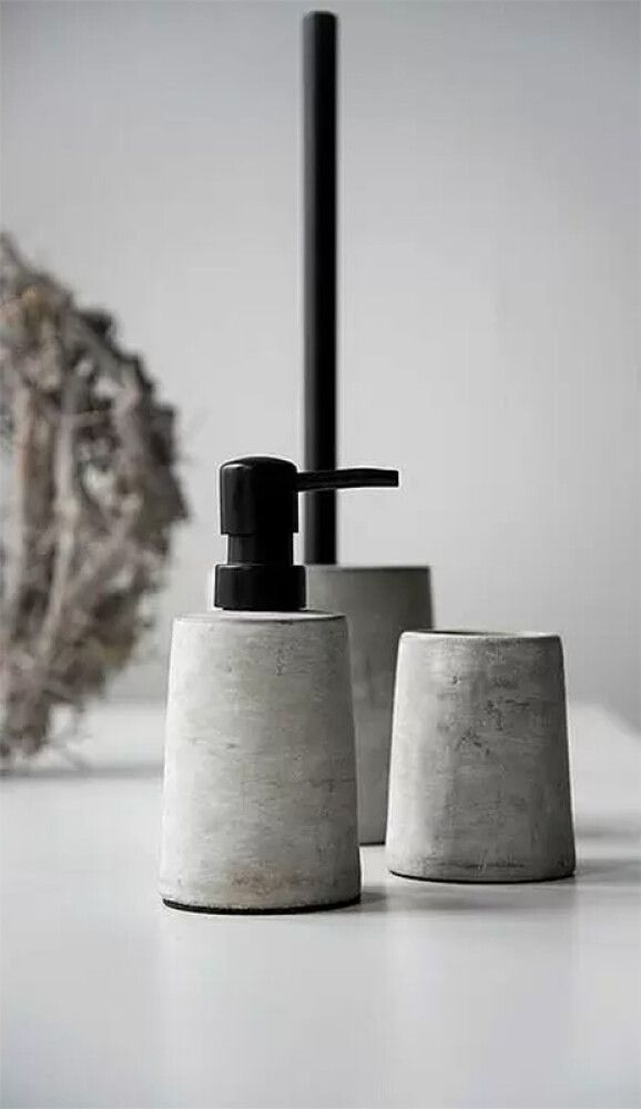 Saippua-annostelija Wenko Villena Harmaa