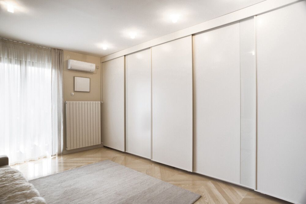 Liukuovikaapin helasarja HBS Betz 200 cm