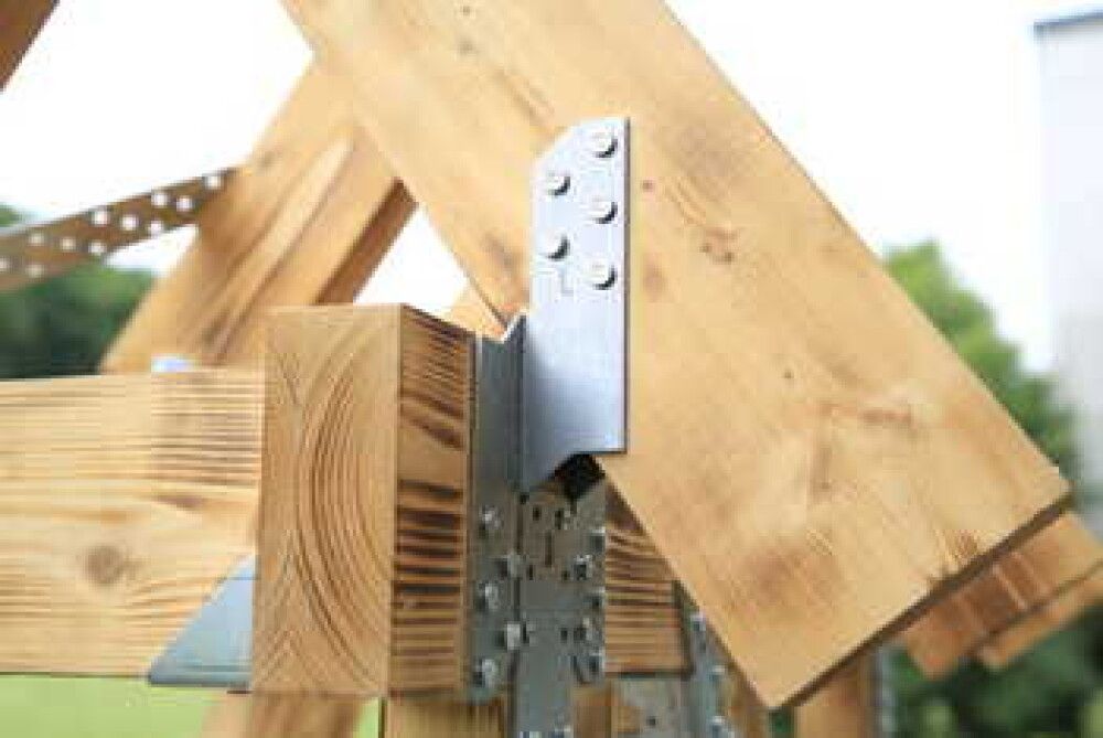 Kattotuolikiinnike vasen 33 x 33 x 170 mm sinkitty 20 kpl