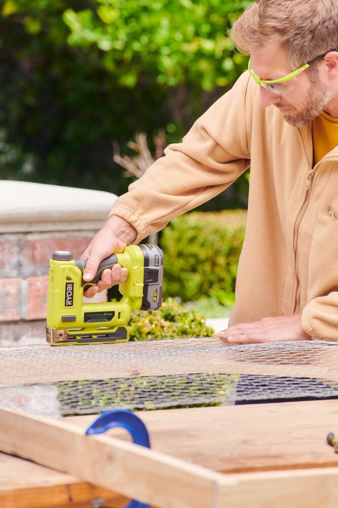 Akkunitoja Ryobi ONE+ R18ST50-0