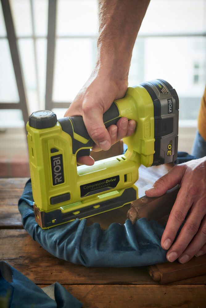 Akkunitoja Ryobi ONE+ R18ST50-0