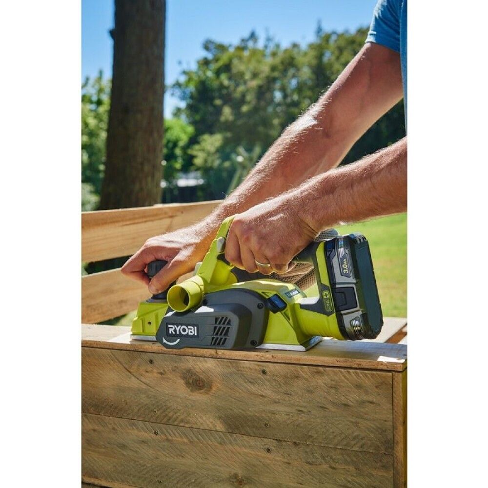 Höylä Ryobi ONE+ R18PL-0