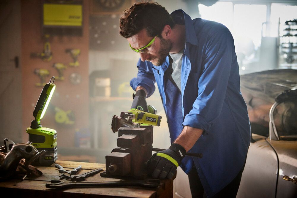 Työvälaisin Ryobi ONE+ R18ALP-0