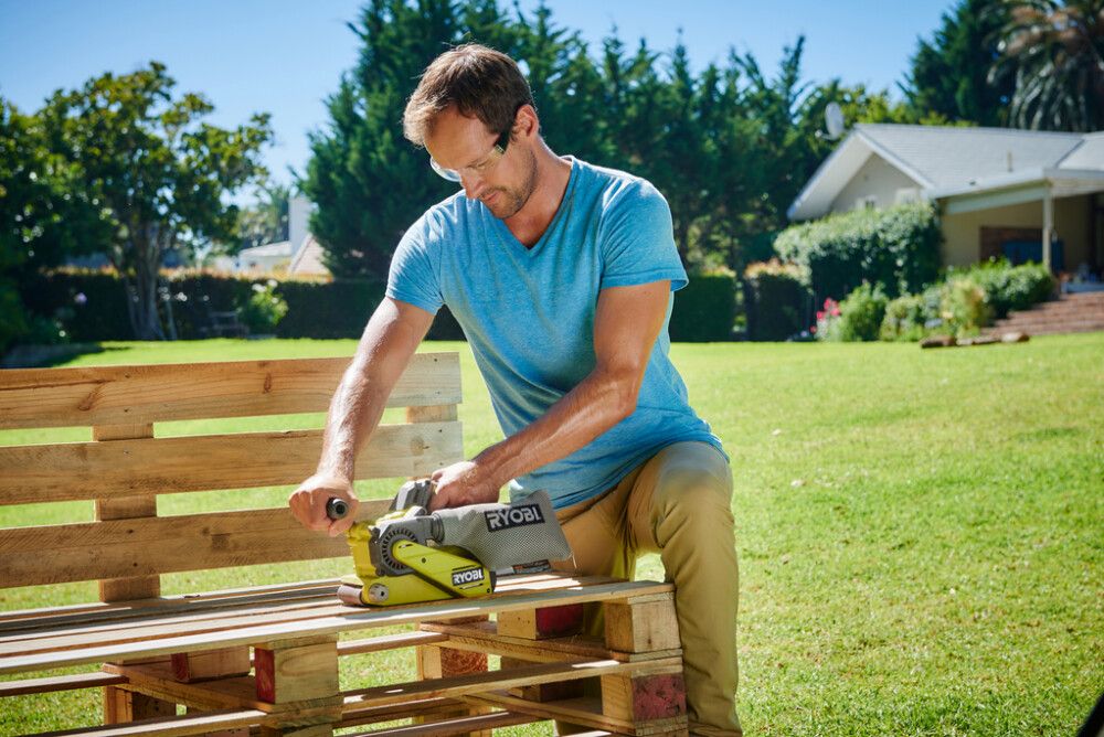 Nauhahiomakone Ryobi ONE+ R18BS-0