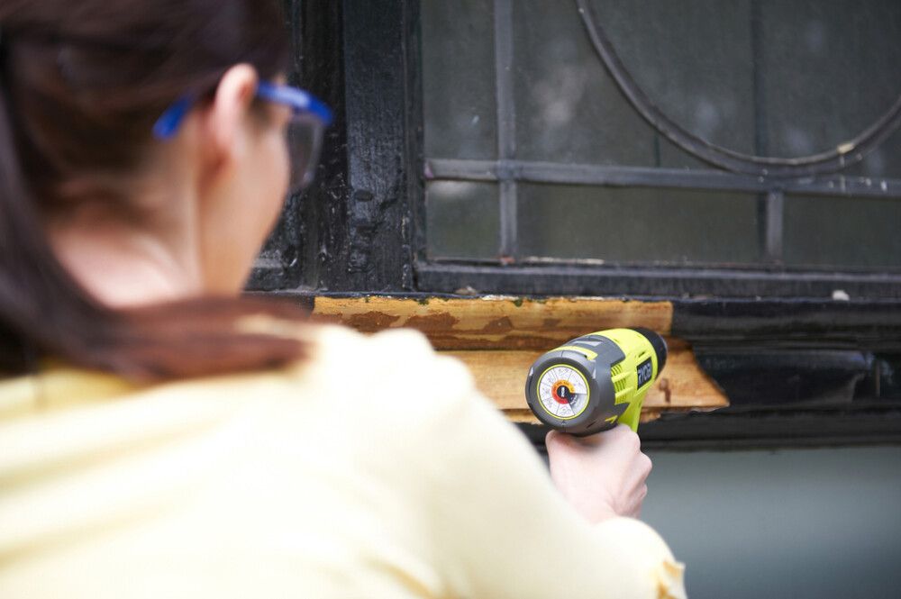 Kuumailmapuhallin Ryobi EHG2020