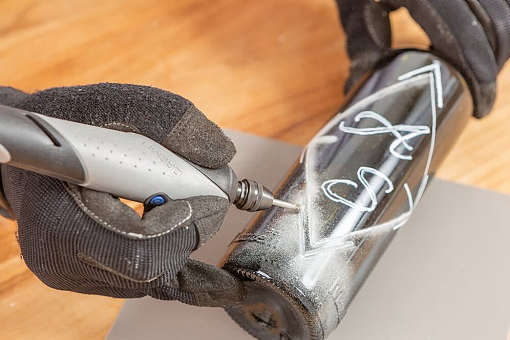 Lasin Etsaussarja Dremel 8-os (682)