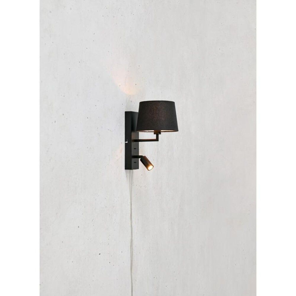 Seinävalaisin Markslöjd Como 2-os Musta