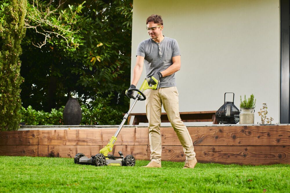 Akkutrimmeri-ruohonleikkuri Ryobi ONE+ RY18LMC30A-0