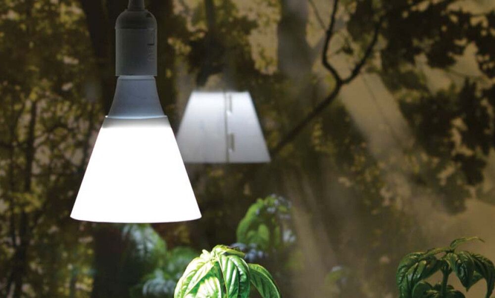 LED-kasvilamppu Nelson Garden 15W E27 varjostimella