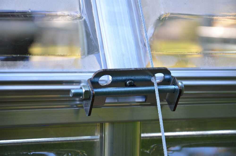 Ankkurointijärjestelmä Palram-Canopia kasvihuoneisiin