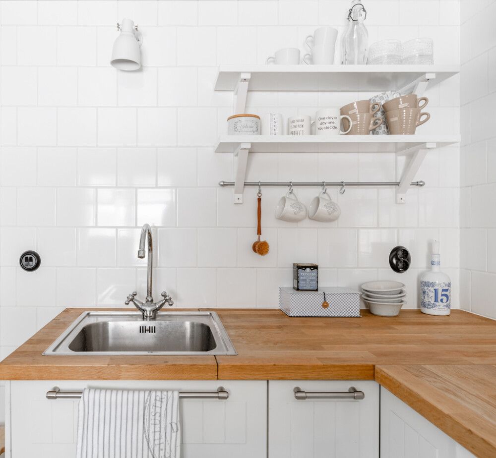 Kruunukytkin Schneider Electric Renova Uppo Musta