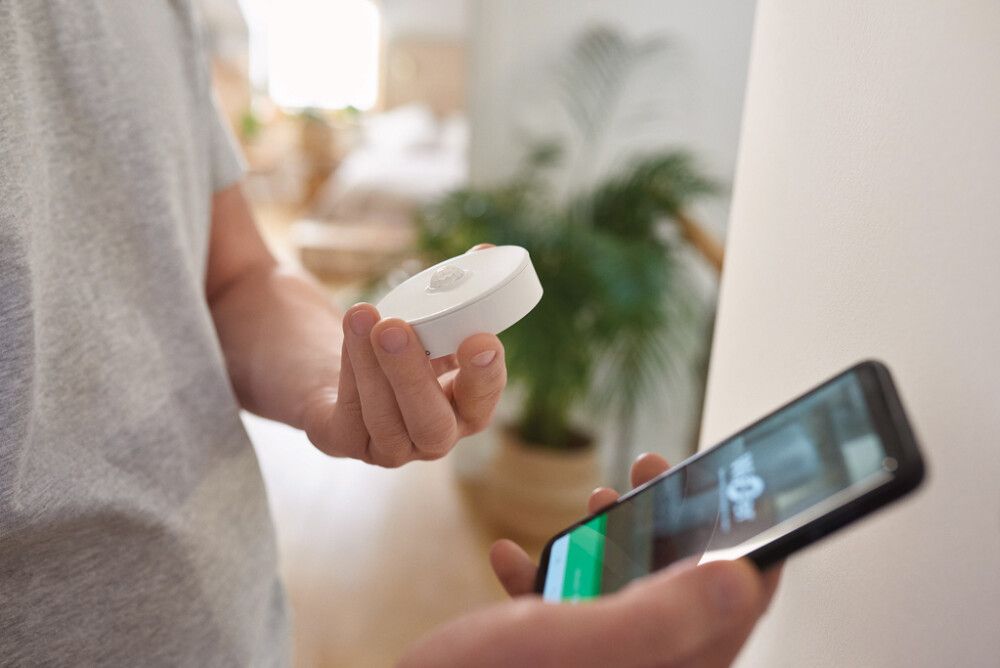 Liiketunnistin Schneider Electric Wiser Katto