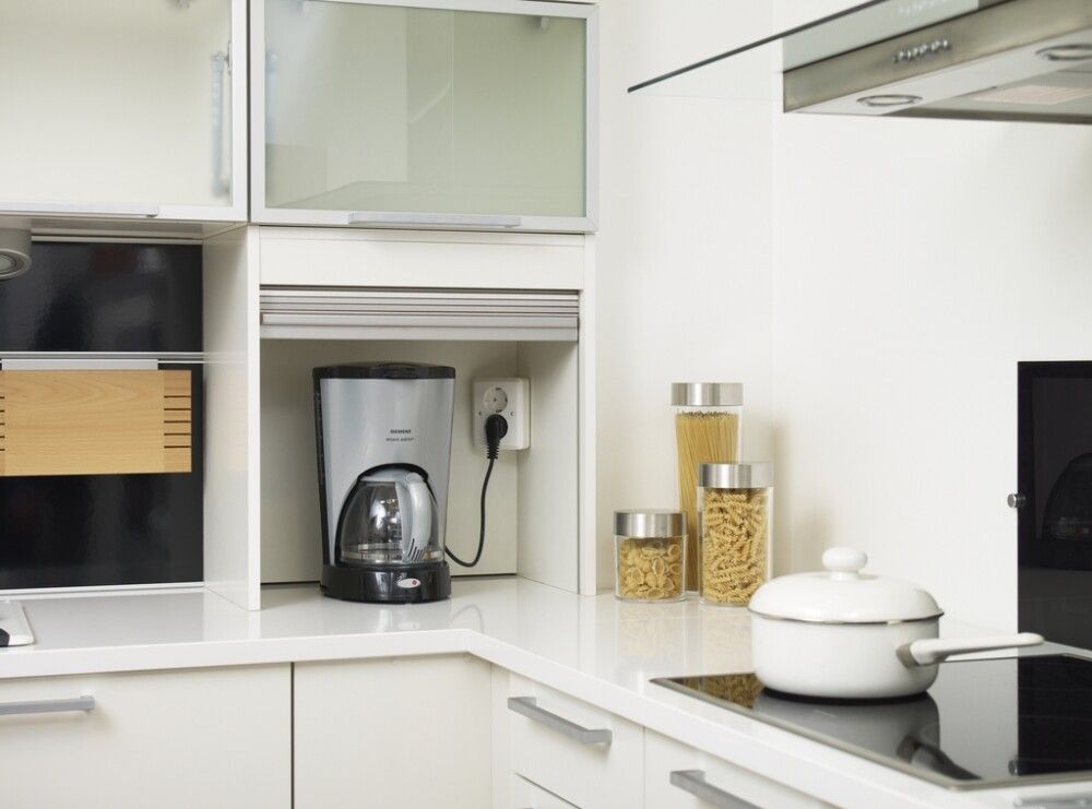 Pistorasia ABB Jussi kulma-asennus 2-osainen