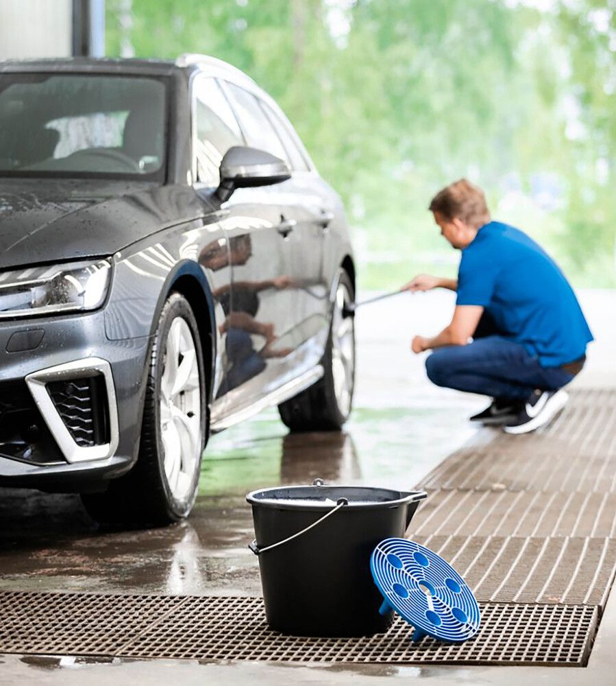 Autonpesuämpäri hiekkasihdillä Kungs 16 l