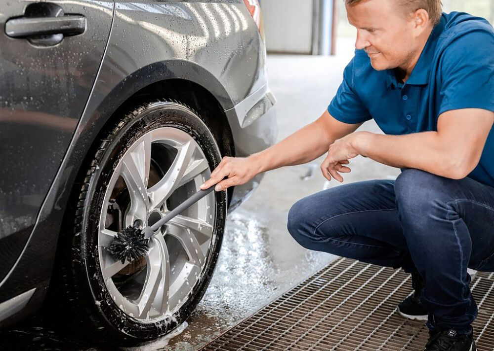 Pitkävartinen vanneharja Kungs 43 cm