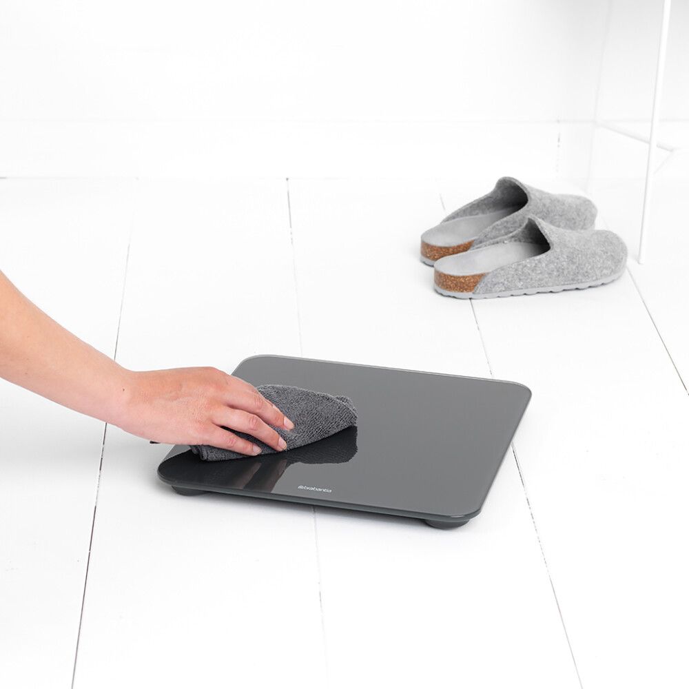 Henkilövaaka Brabantia Renew Tummanharmaa