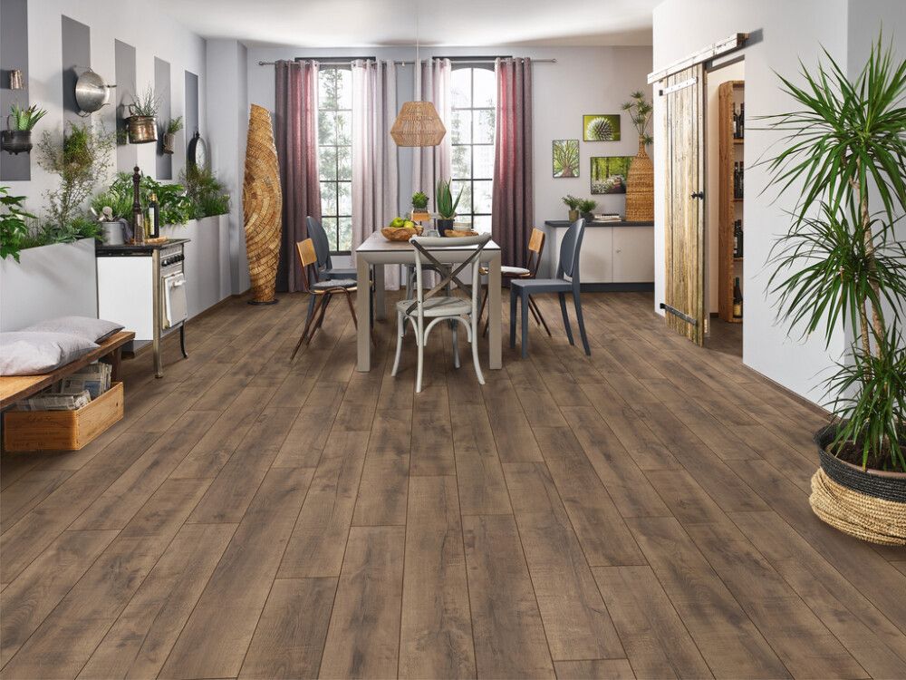 Hybridilattia Logoclic AquaProtect Smart Tyri