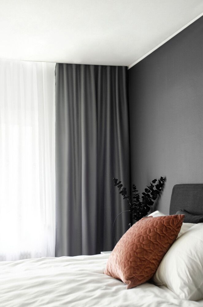 Valmisverho Hasta Dokie Tummanharmaa