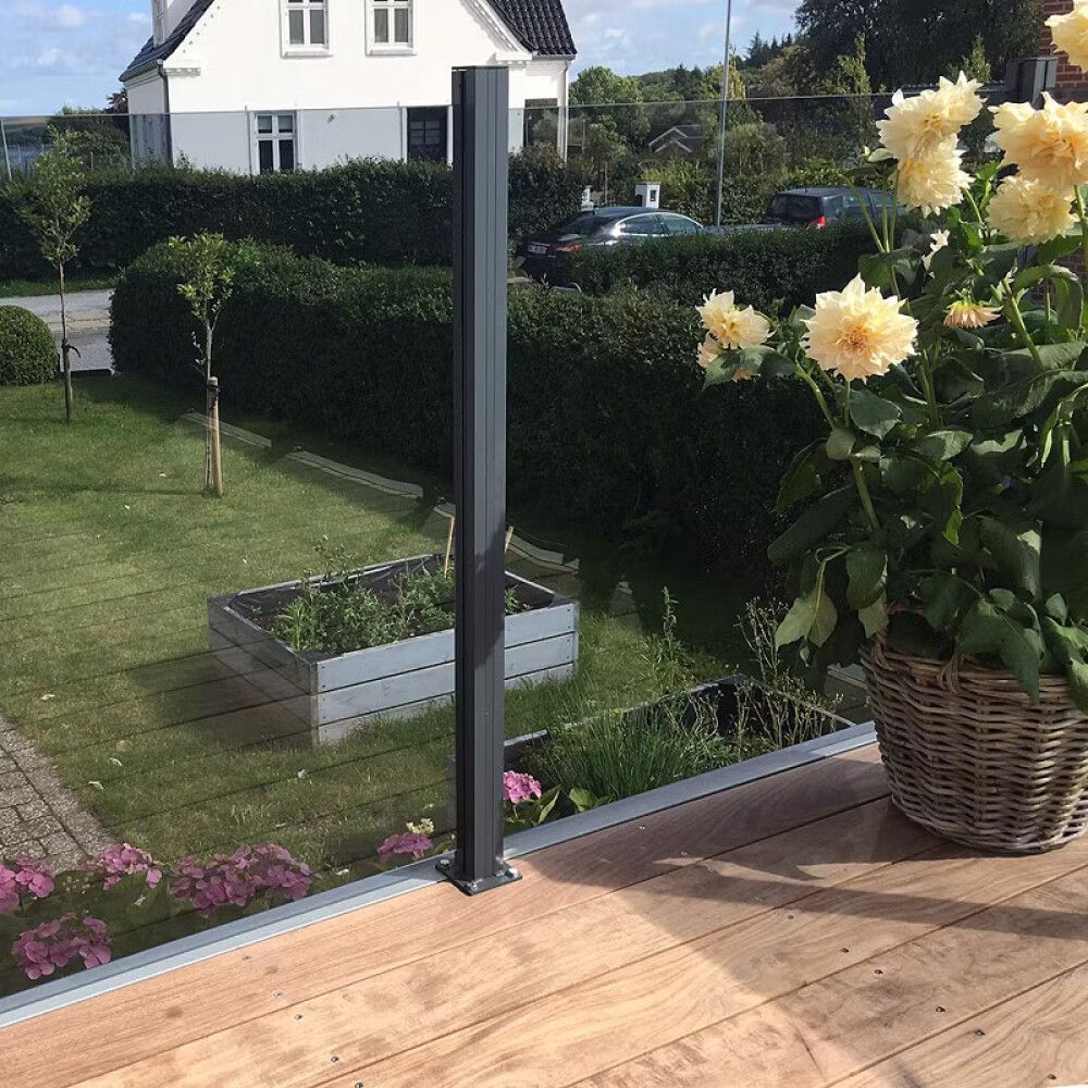 Lasikaide alumiinireunalla 100 x 90 cm