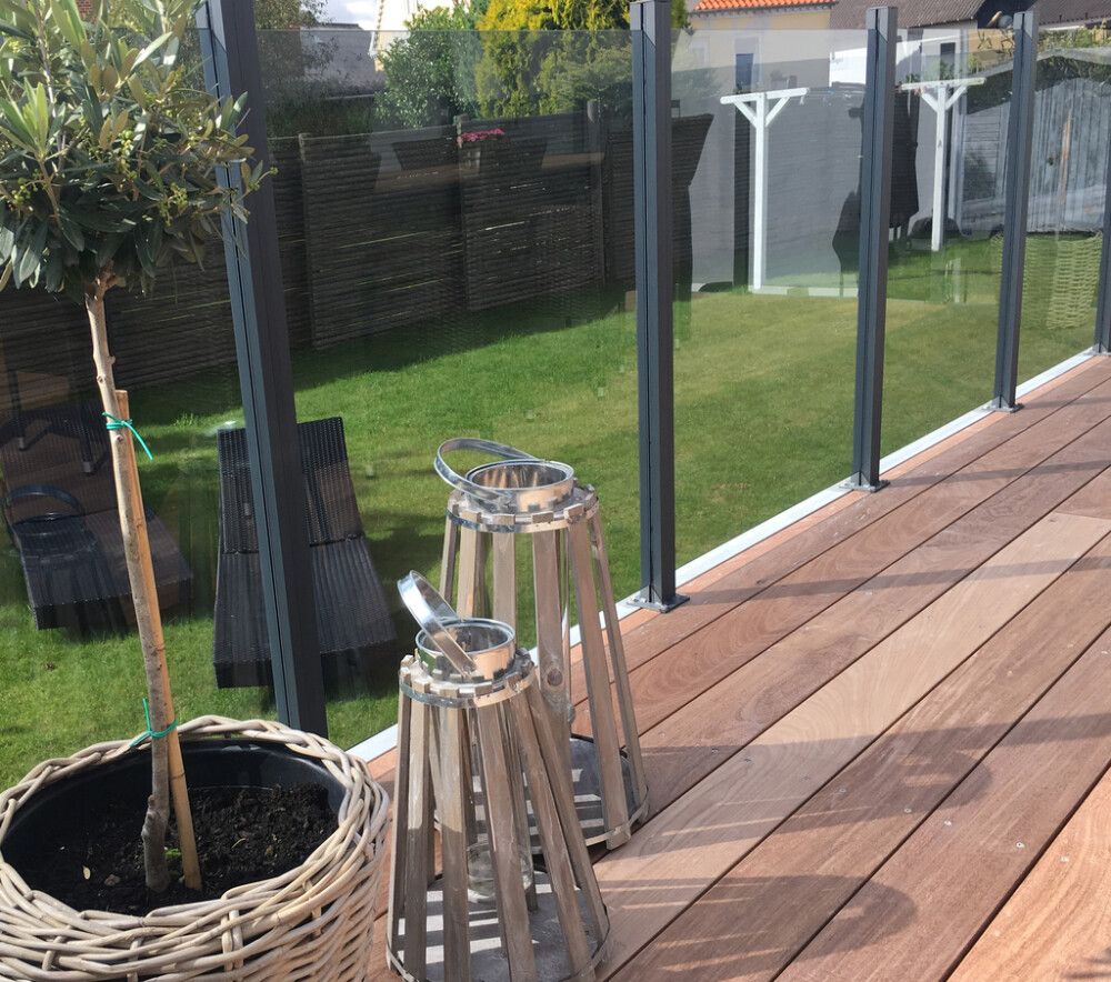 Lasikaide alumiinireunalla 100 x 100 cm