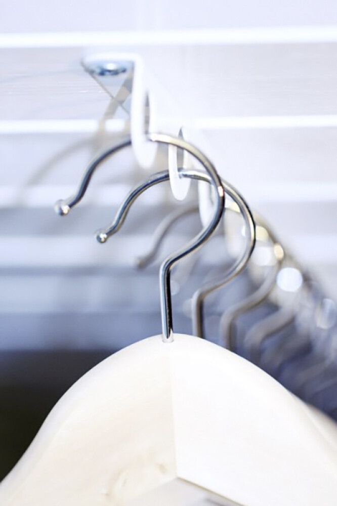 Reikälista Lundbergs valkoinen