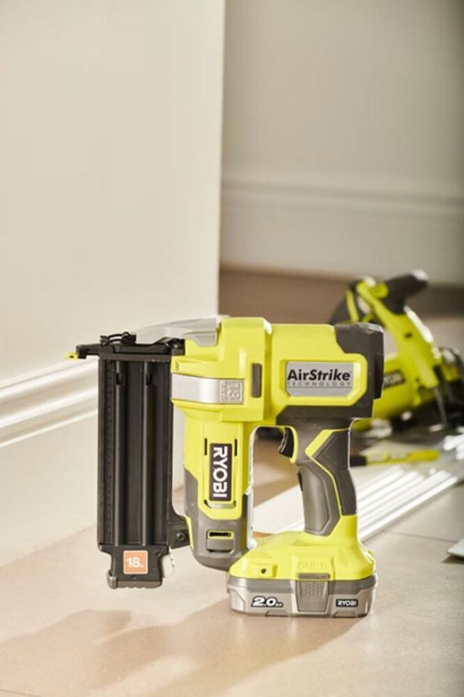 Viimeistelynaulain Ryobi ONE+ R18GN18-120S