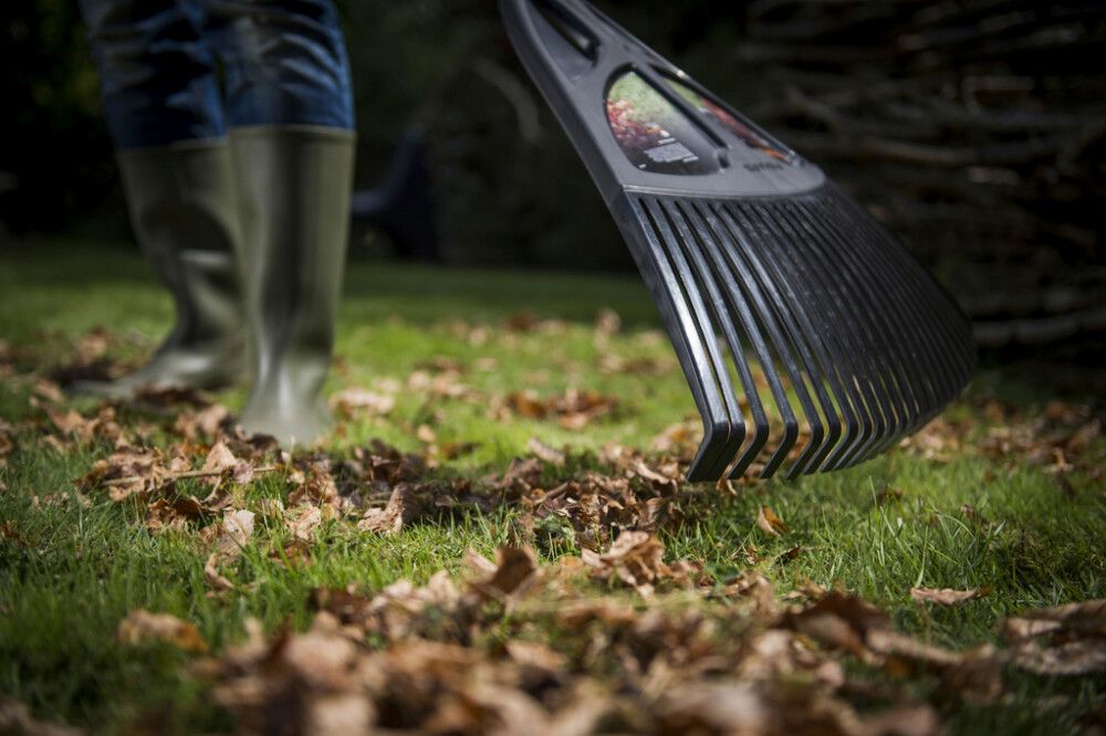 Lehtiharava Fiskars Solid XL