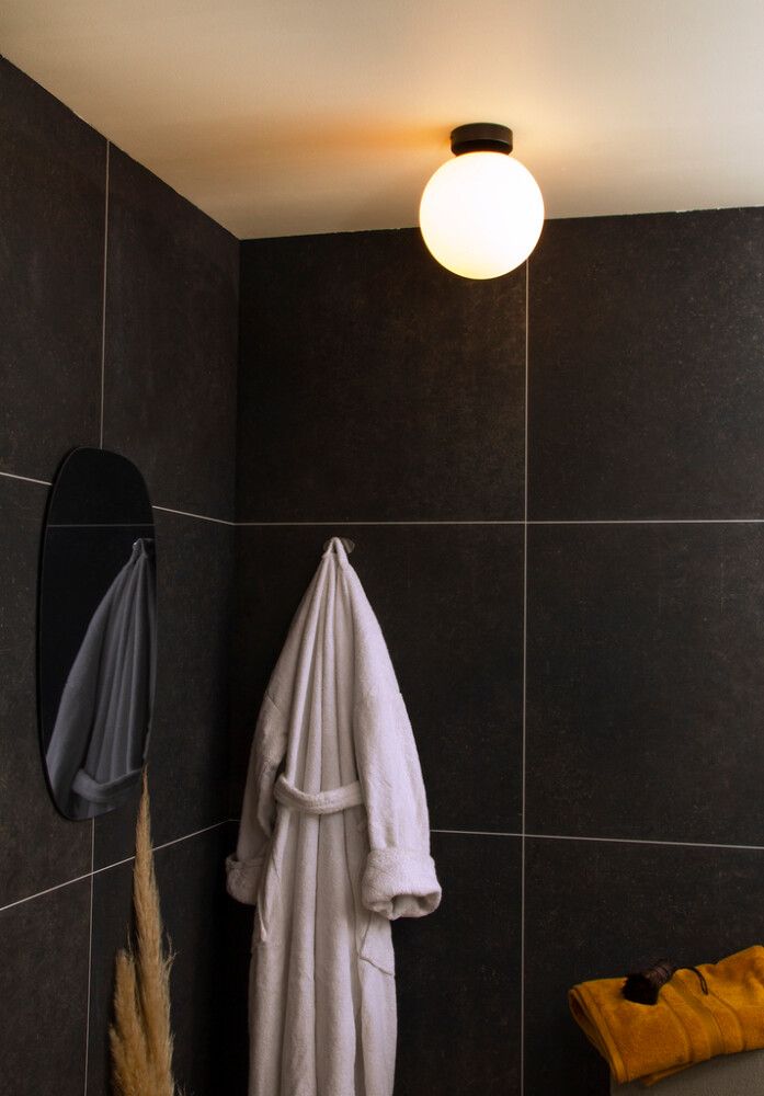 Kylpyhuonevalaisin Aneta Lido Musta/Opaalinvalkoinen 20 × 20 × 22,5 cm