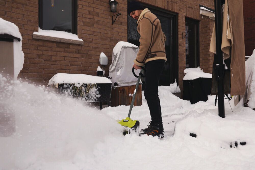 Akkulumilapio Ryobi ONE+ RY18ST25A-0