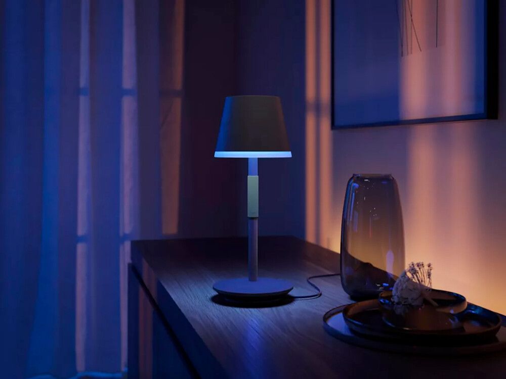 LED-ulkopöytävalaisin Philips Hue Go musta Ø 14,2 x 35 cm