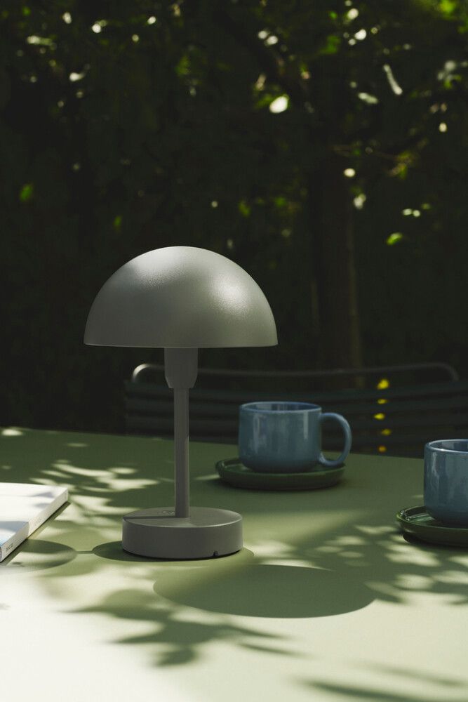 Pöytävalaisin Nordlux Ellen To-Go IP44 vihreä