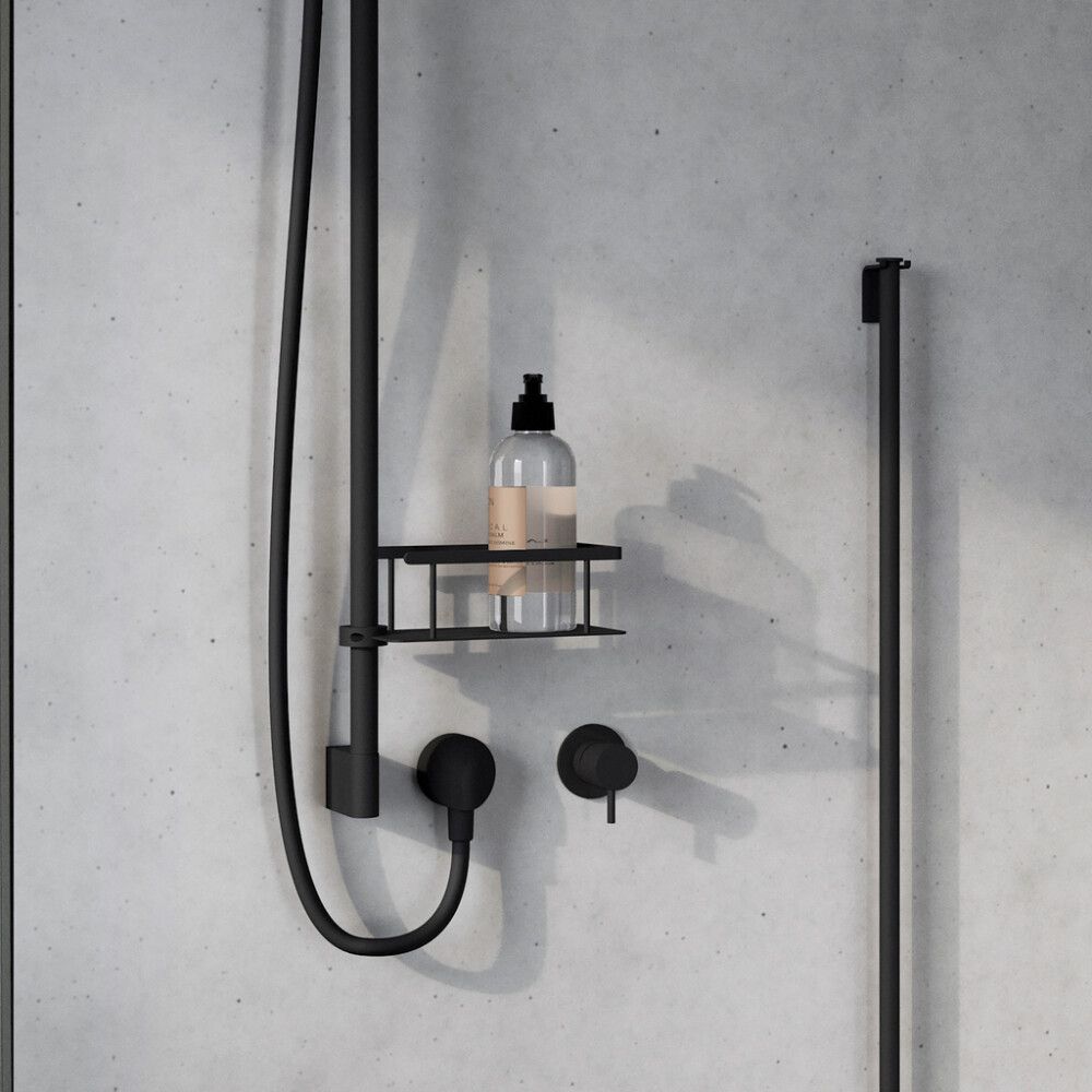 Suihkukori suihkutankoon Smedbo Sideline mattamusta