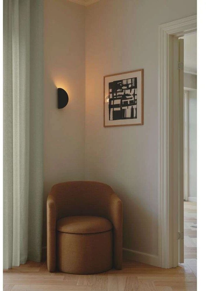 Seinävalaisin Nordlux Model 2110 valkoinen Musta