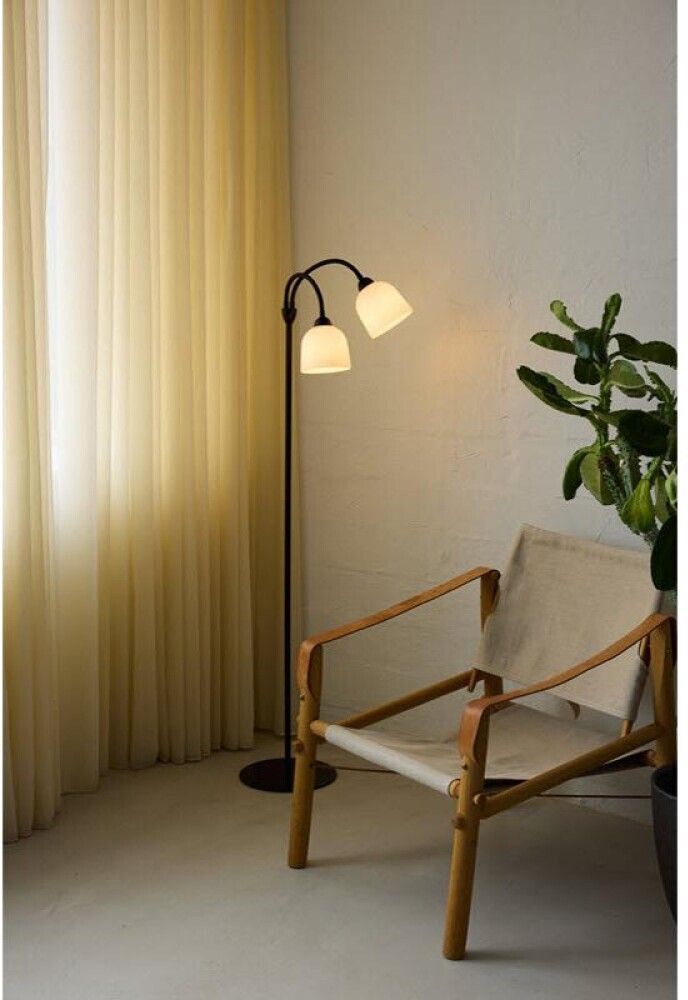 Lattiavalaisin Halo Design Glow 2-os opaali/musta 130 cm