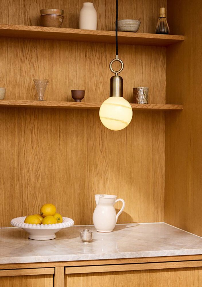 Koristelamppu Halo Design Stockholm harmaa marmori E27