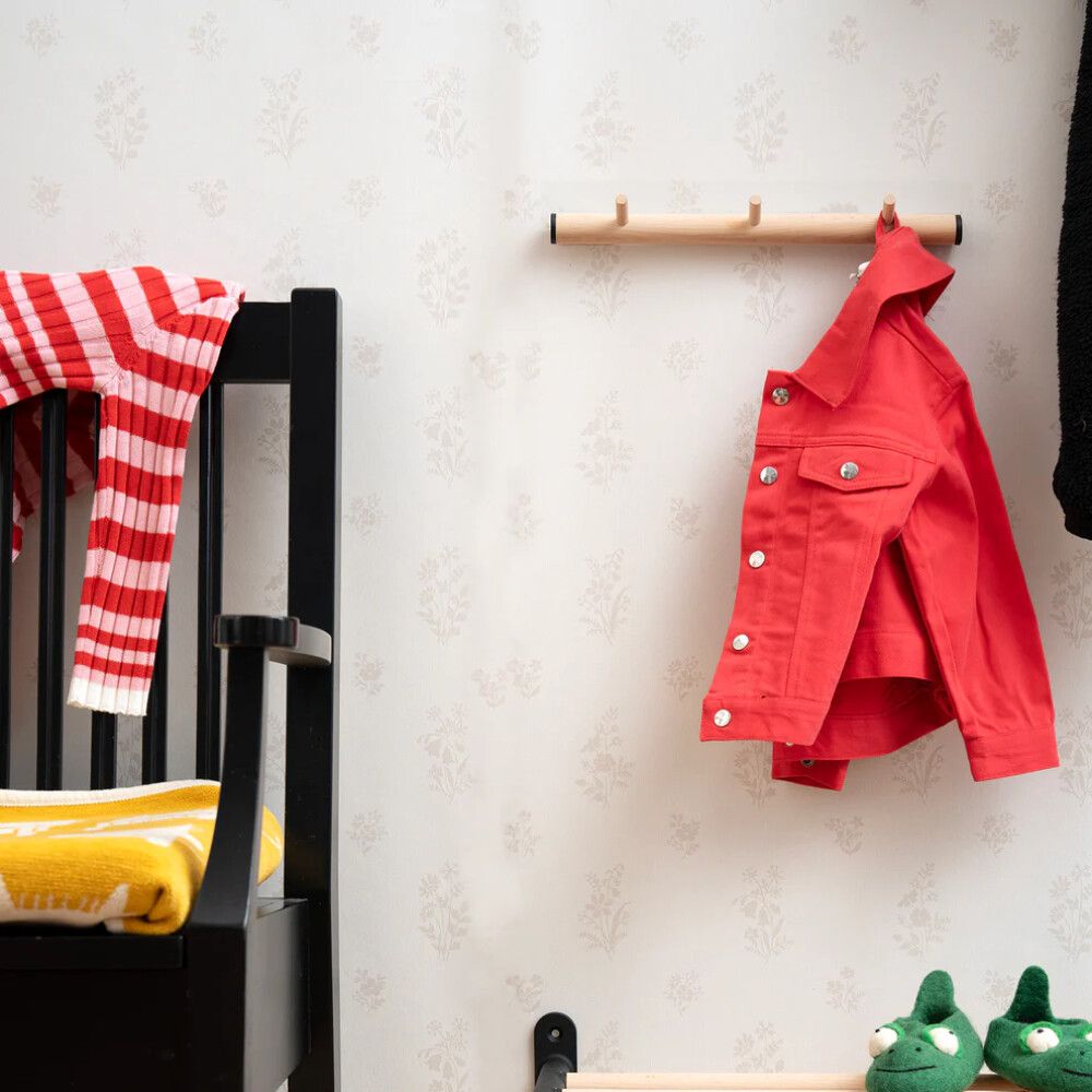 Koukkulista Beslagsboden 330mm Musta Pyökki